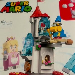 LEGO SUPER MARIO CAT PEACH SUIT & FROZEN TOWER